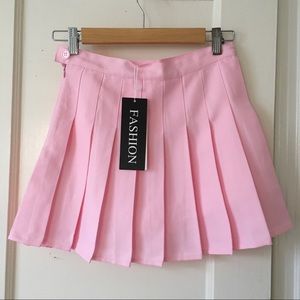 Korean pink pleated tennis skirt